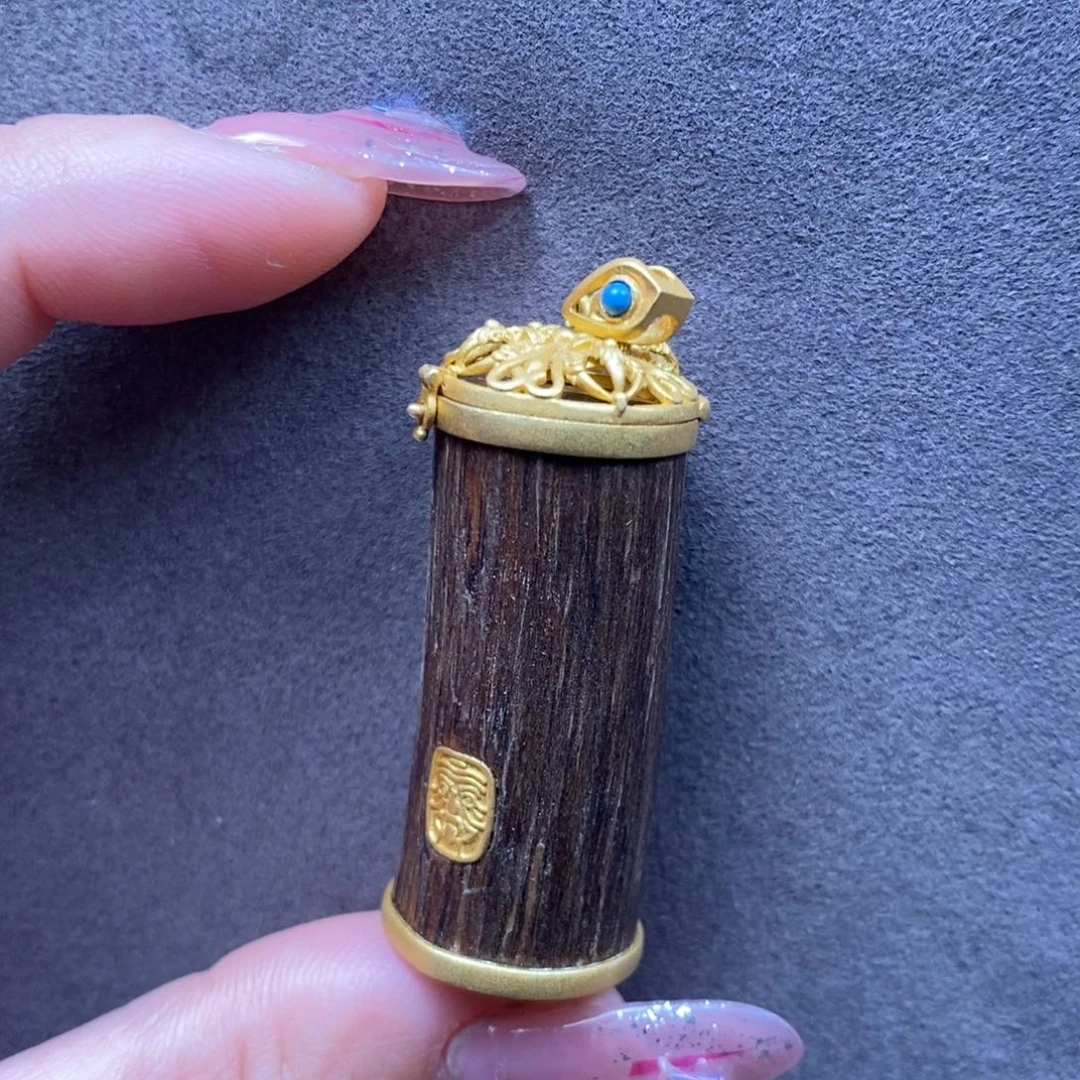 沉香吊坠双****?达拉干香囊