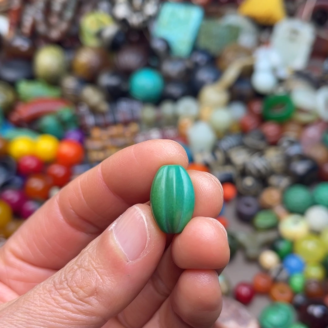 我***玛瑙/玉髓未镶嵌颈饰