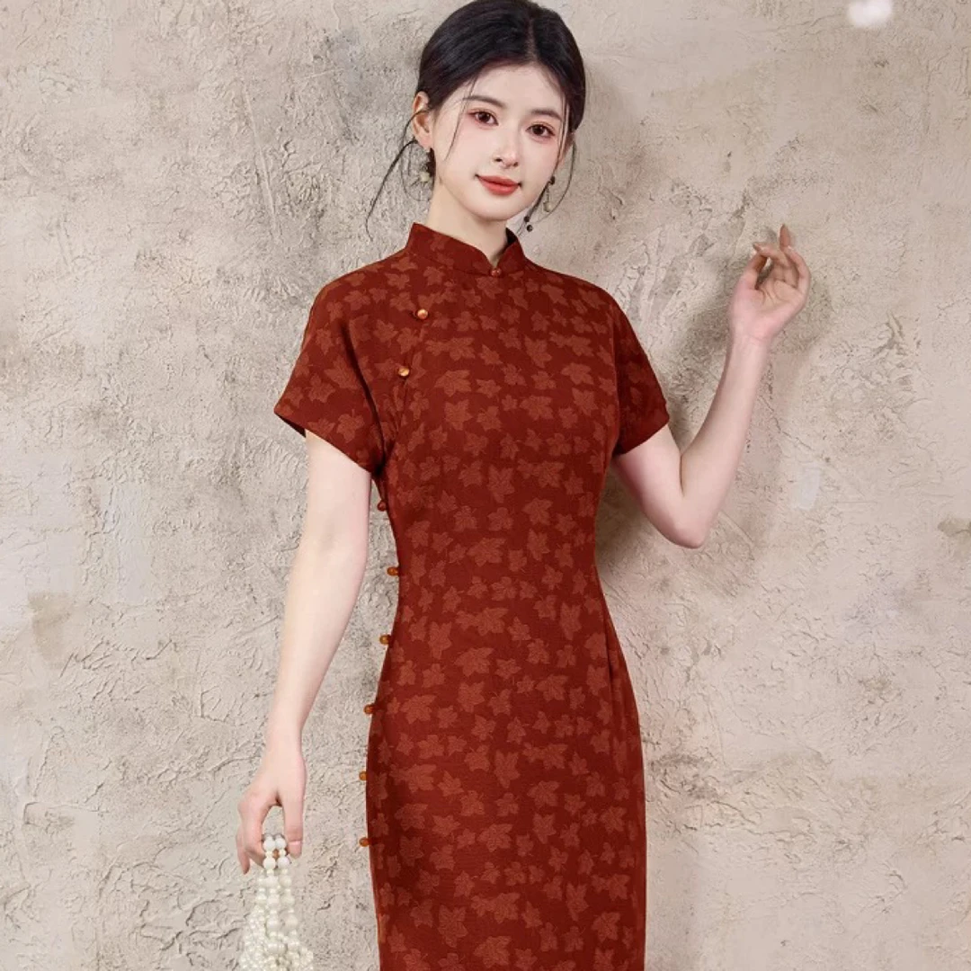 9247-2025春夏新款绿色时尚高雅走秀表演连衣裙女式日常旗袍