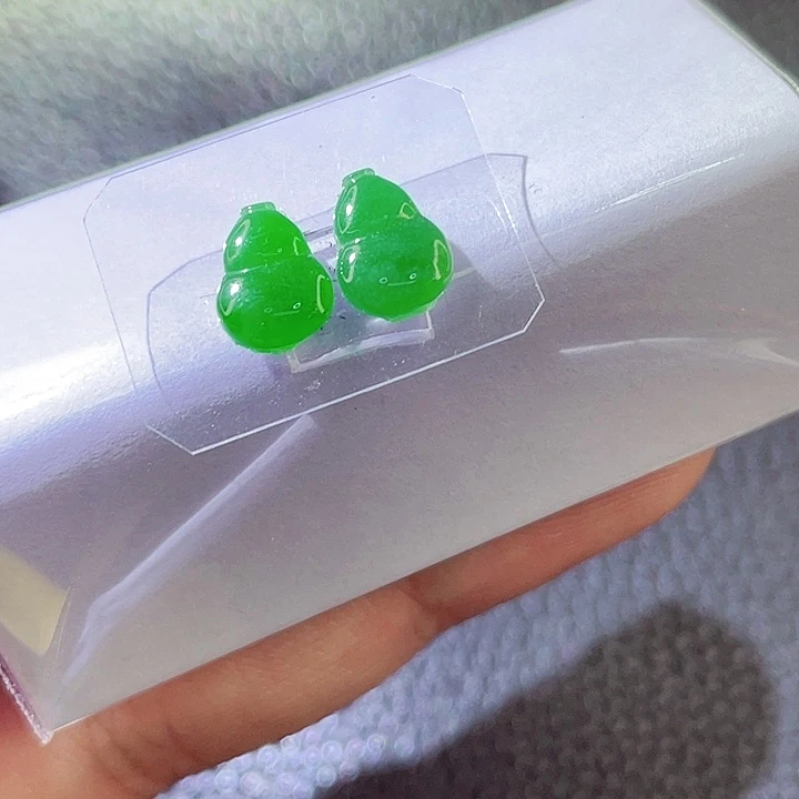 未镶嵌定制翡翠翡翠