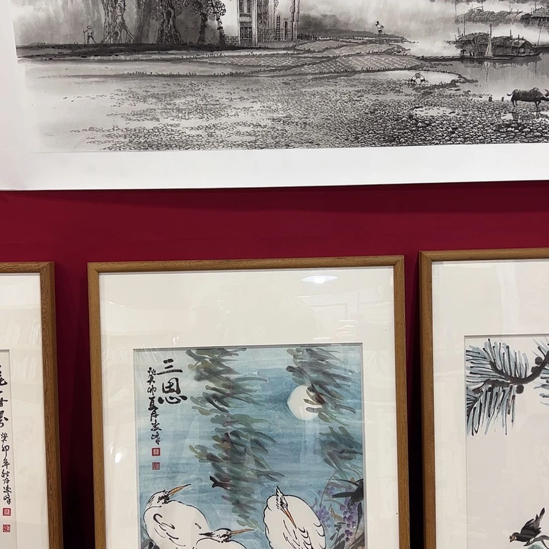 国画浩凌峰四尺三开带框