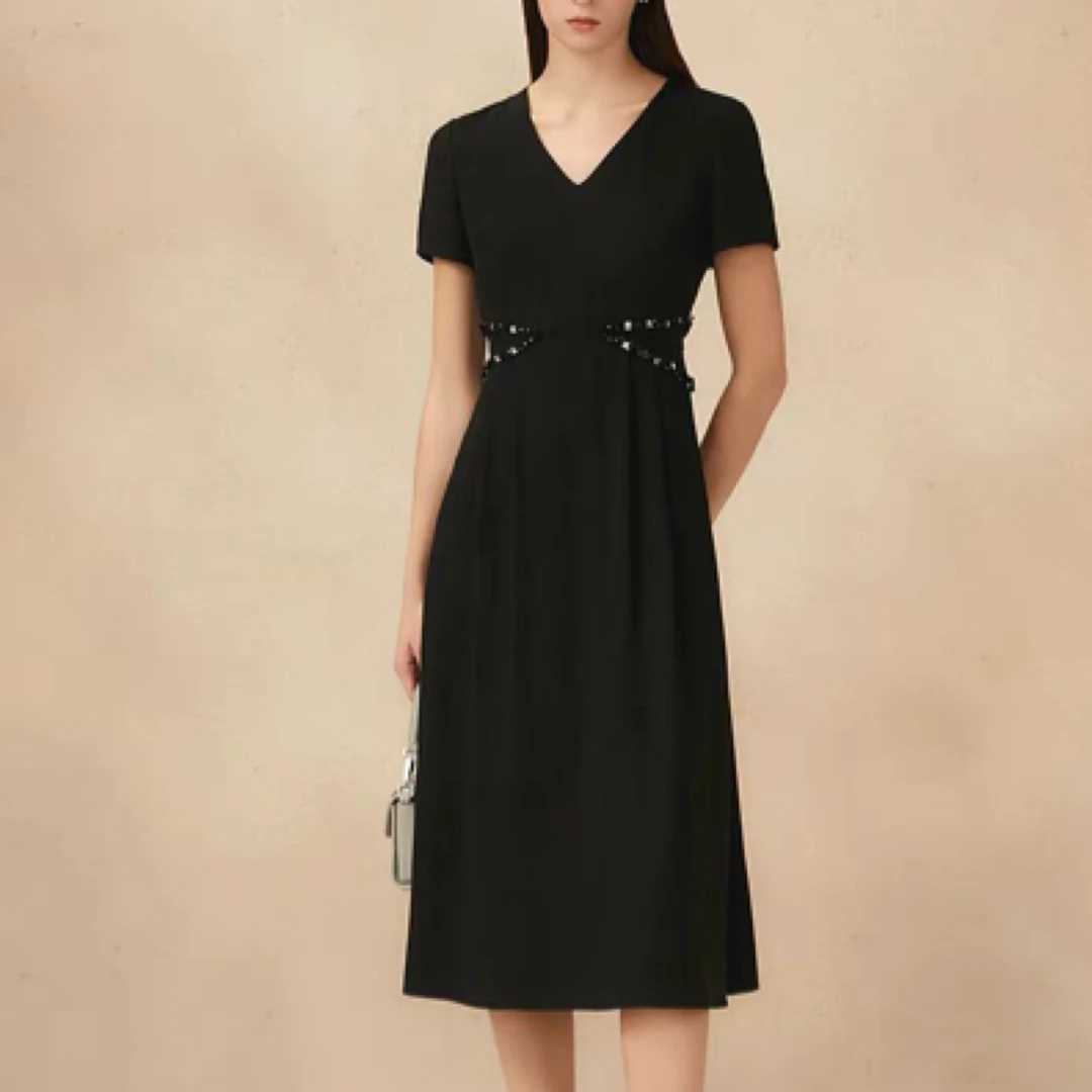 ZLR2025夏【歌歌】V领新中式夏季褶皱拼接连衣裙小黑裙长裙中长款