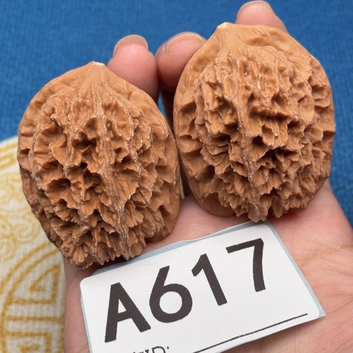 文玩核桃吊坠核桃