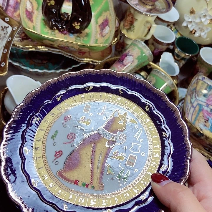 碗微瑕2只猫猫图案