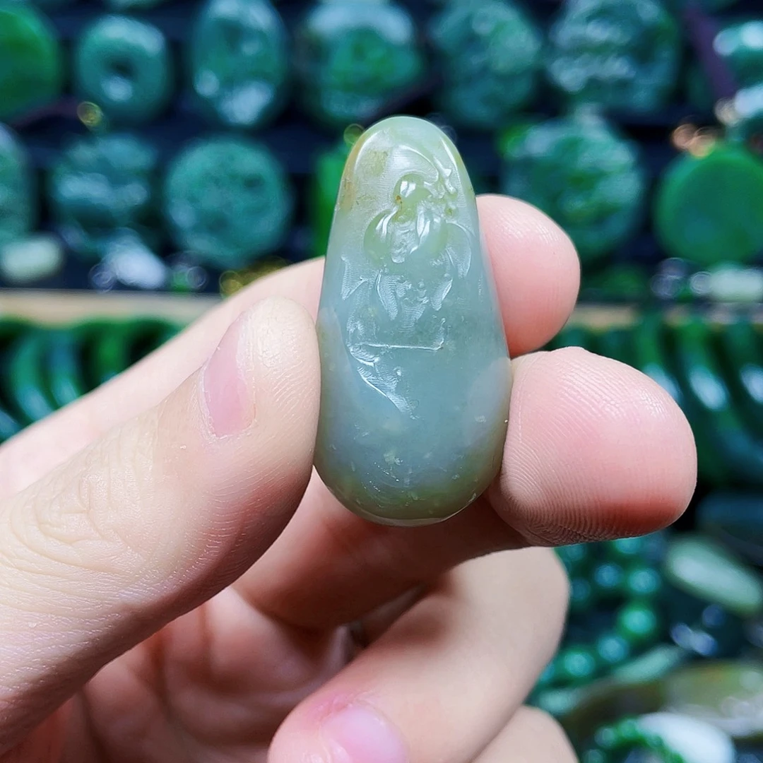 和田玉未镶嵌珠宝半成品