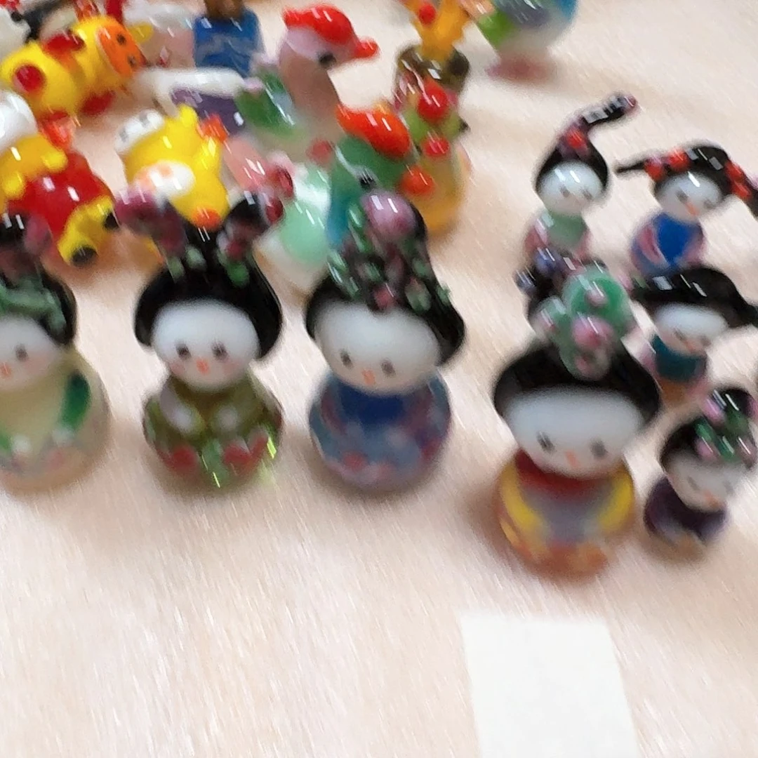 琉璃手工艺品兜**糖侍女