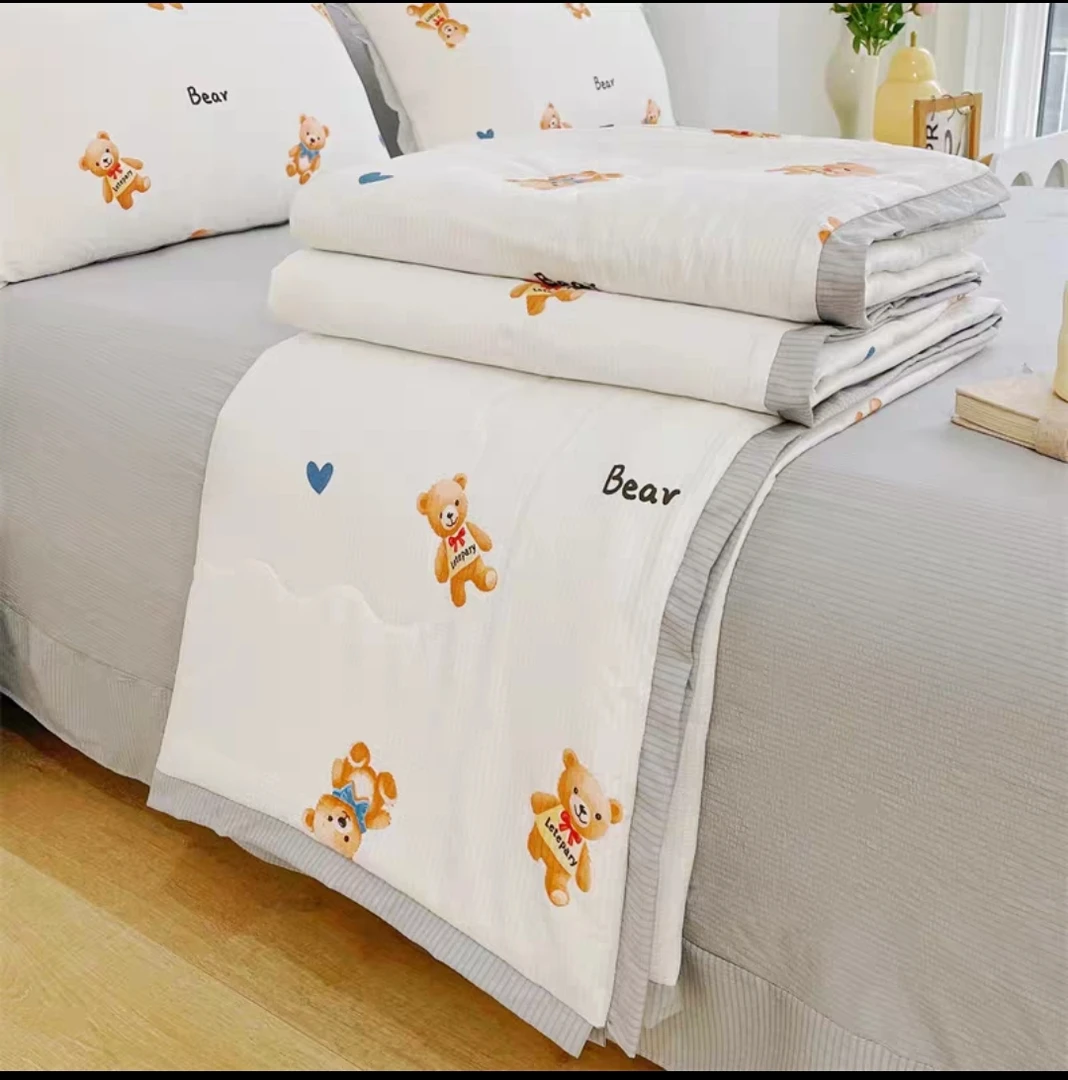 舒适透气防螨可机洗可爱风化纤被被芯棉花薄款薄被