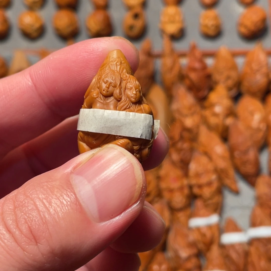 手串/手链橄榄核五朵花美女