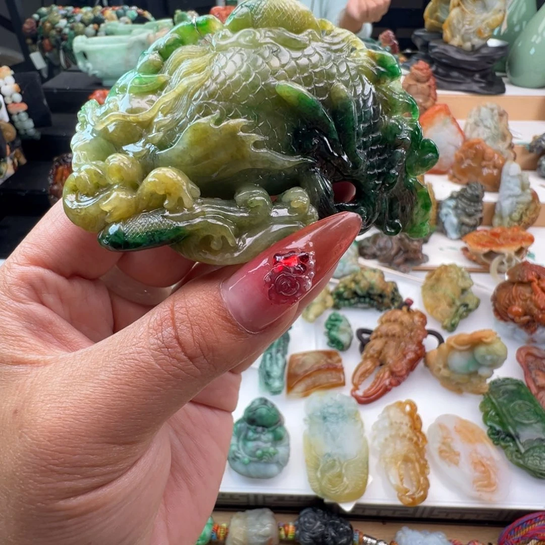 未镶嵌挂件翡翠天然缅甸