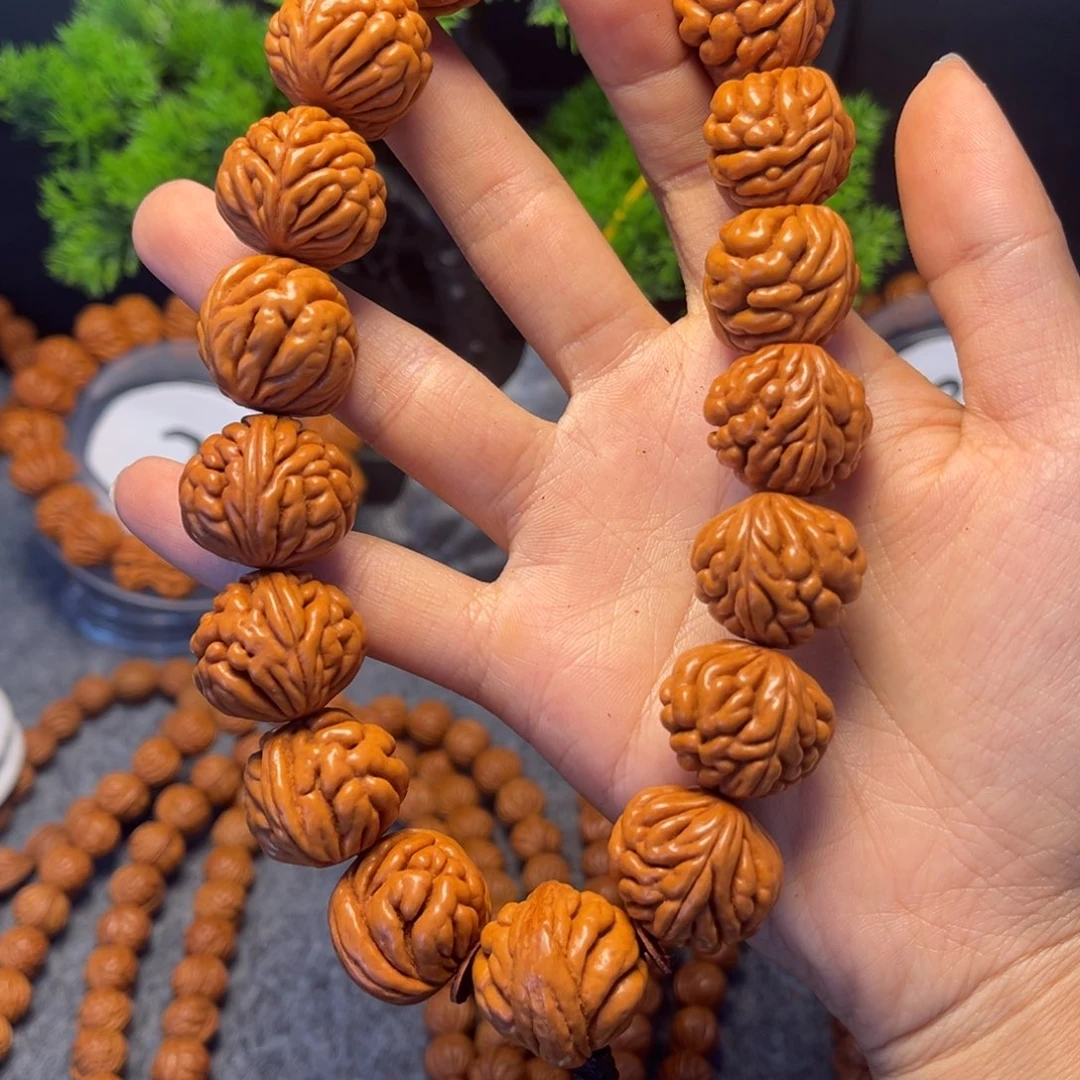 文玩核桃吊坠长****ぢ桃核手持