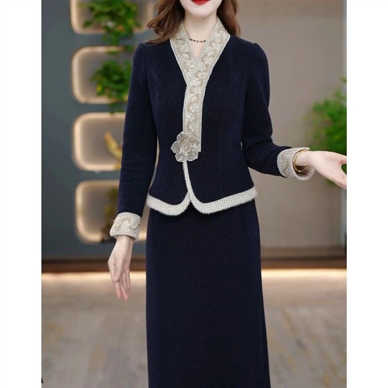 高档贵妃绒秋冬连衣裙时尚2025新款显瘦洋气加厚减龄妈妈遮肉裙子