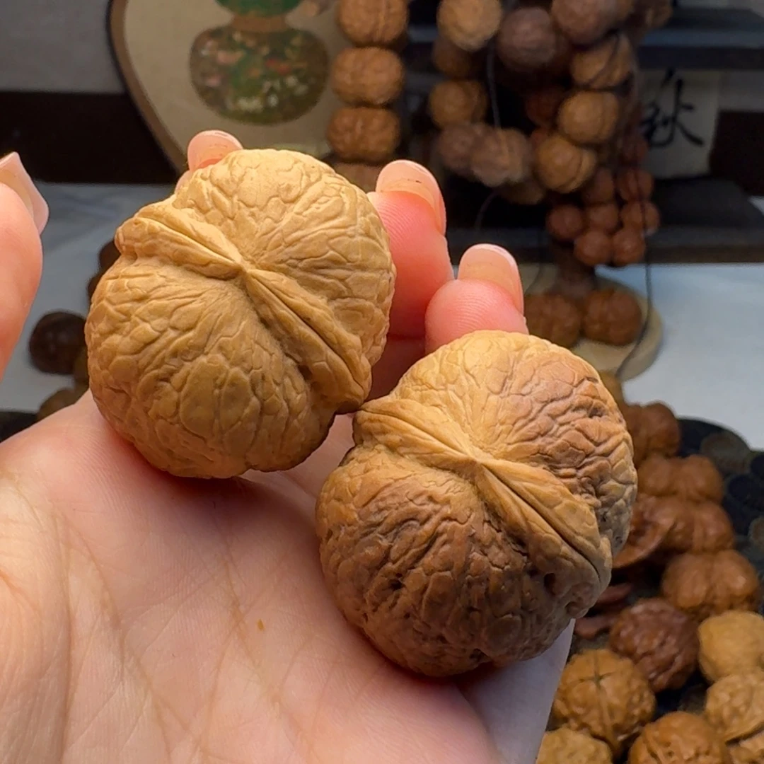 把件文玩核桃蛇皮球37.9