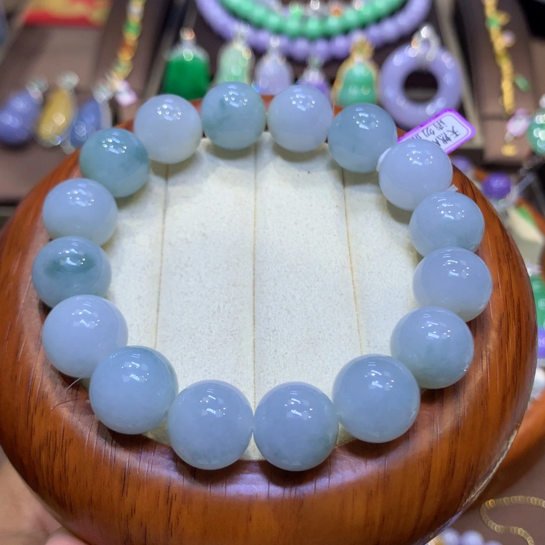 翡翠未镶嵌颈饰手串