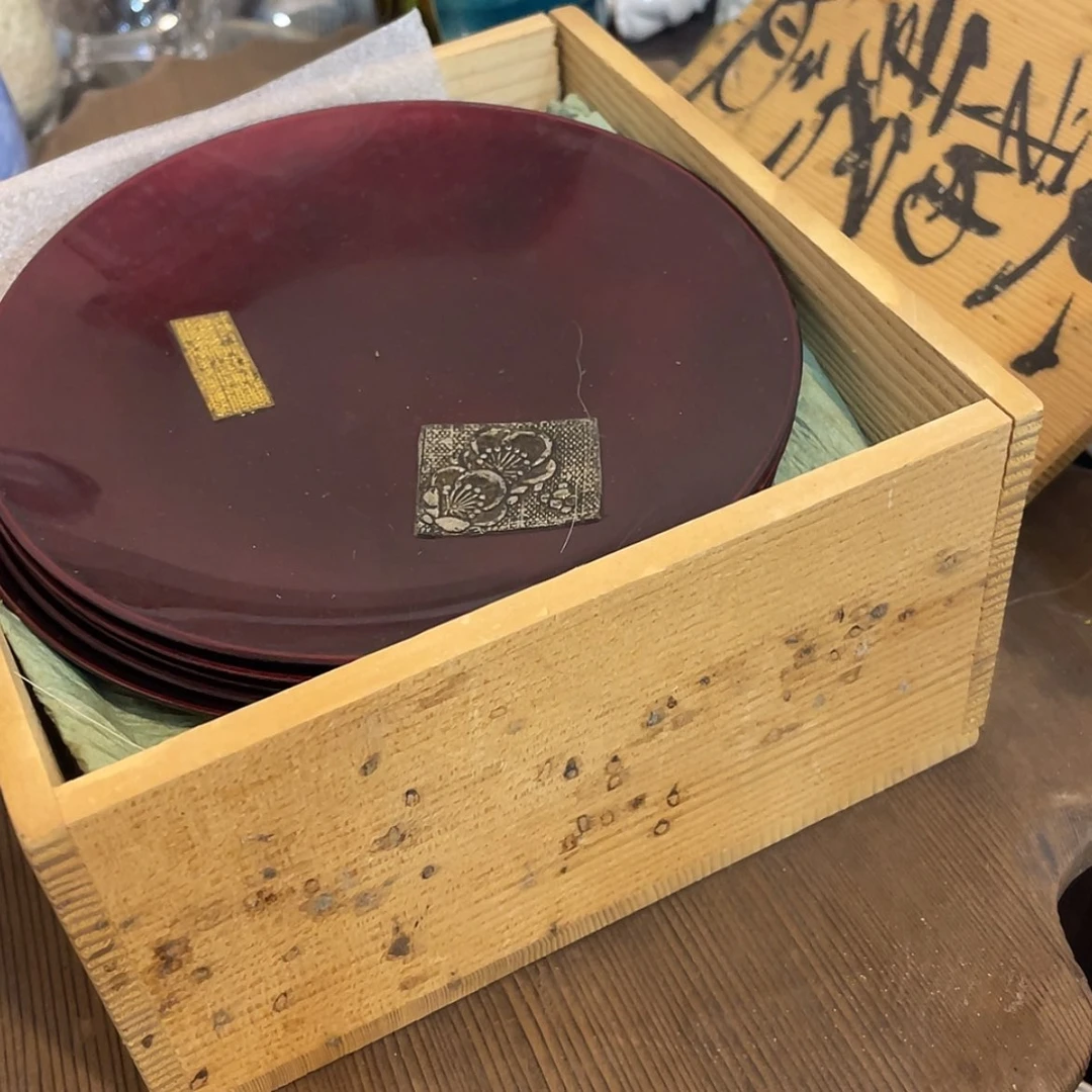 【闪购商品】四*-微瑕_ 回流物品，不是全新
