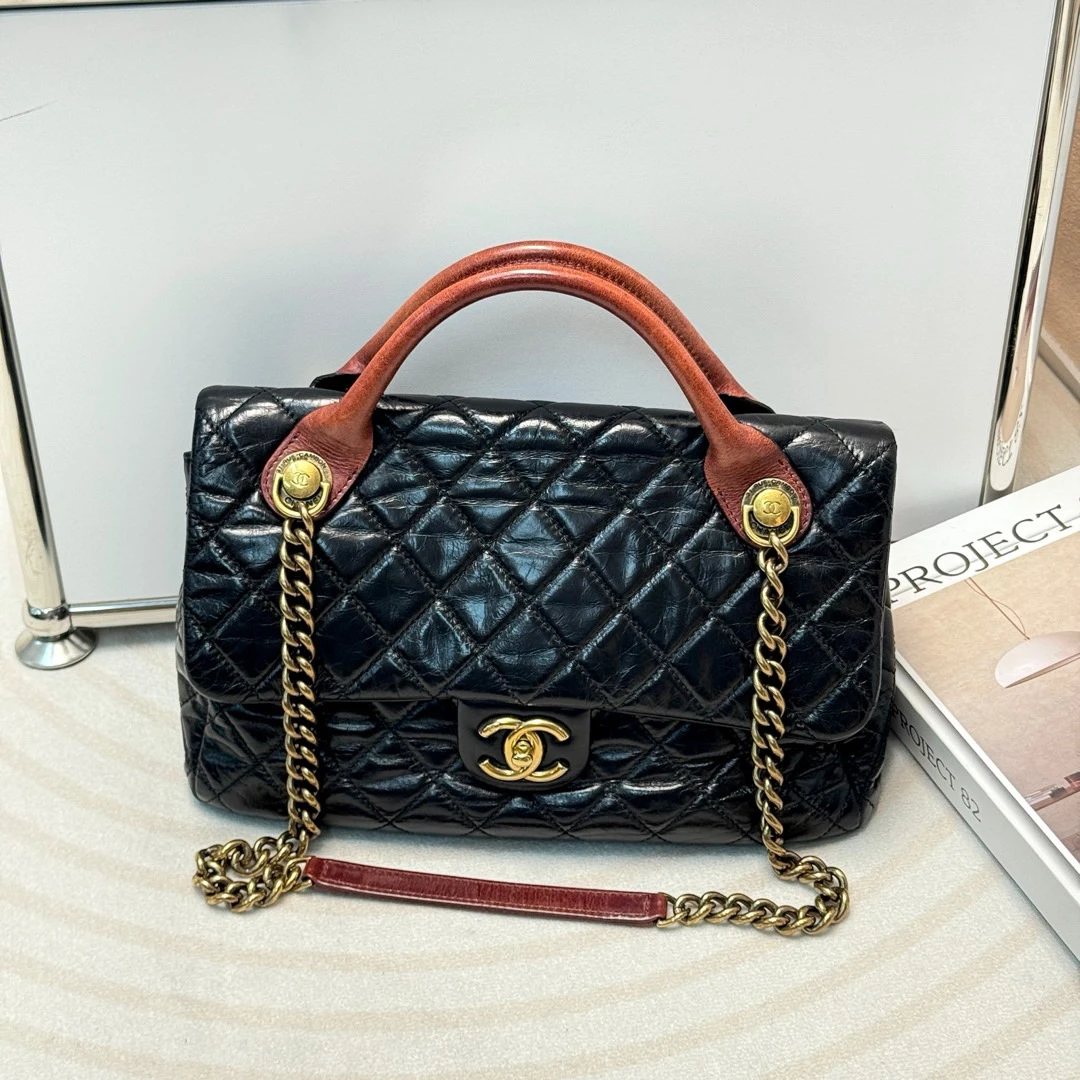 95新 Chanel/香奈儿 黑金 牛皮2way红手柄孟买 底长30/660581479