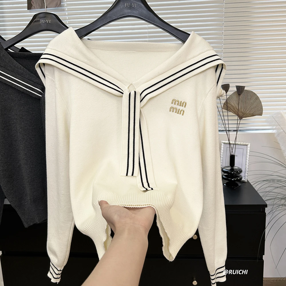 2025秋季韩版慵懒松弛感海军领字母刺绣纯色长袖针织衫高级上衣女