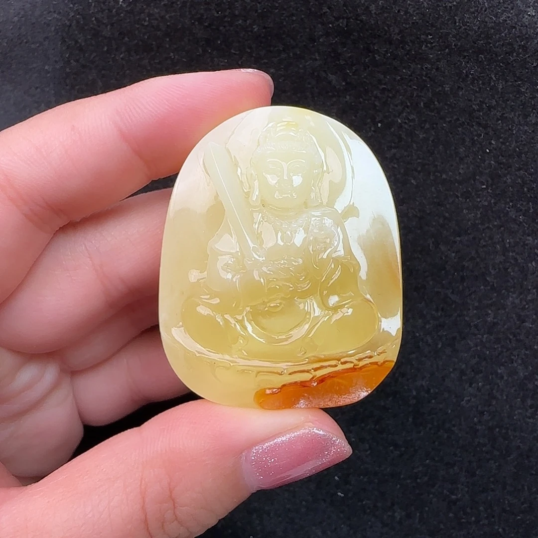 蜜蜡未镶嵌珠宝奇石