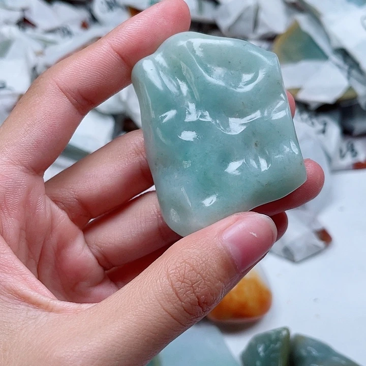 快***天颈饰未镶嵌翡翠翡翠