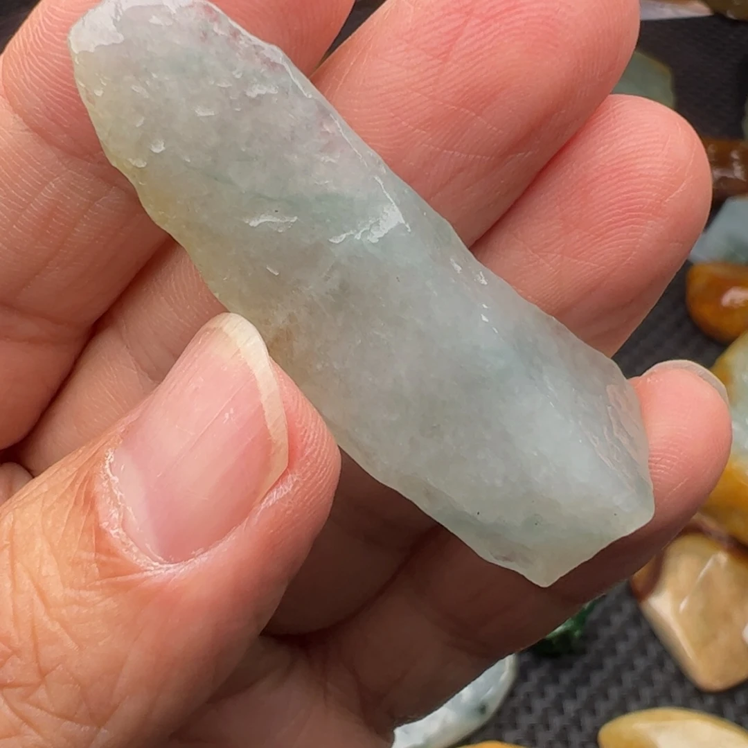 翡翠裸石缅甸翡翠