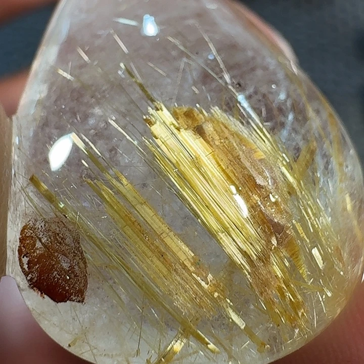 月***发晶未镶嵌颈饰你