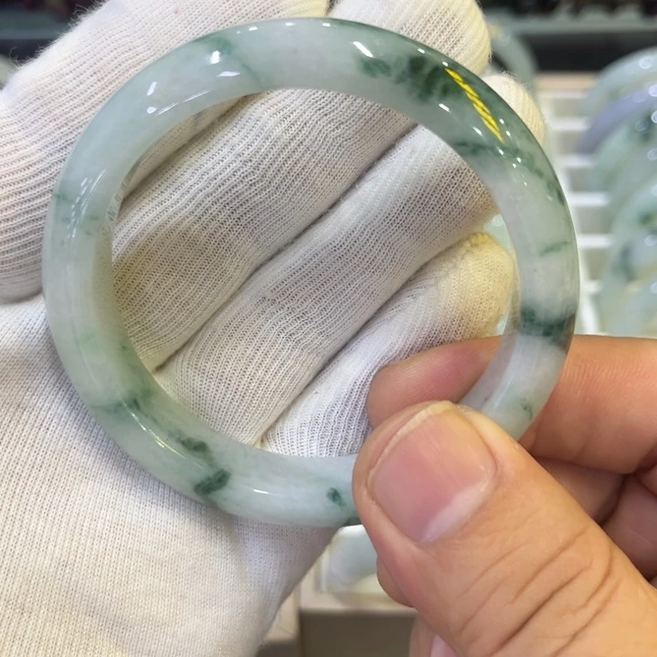 未镶嵌手镯翡翠四海哥翡翠飘花