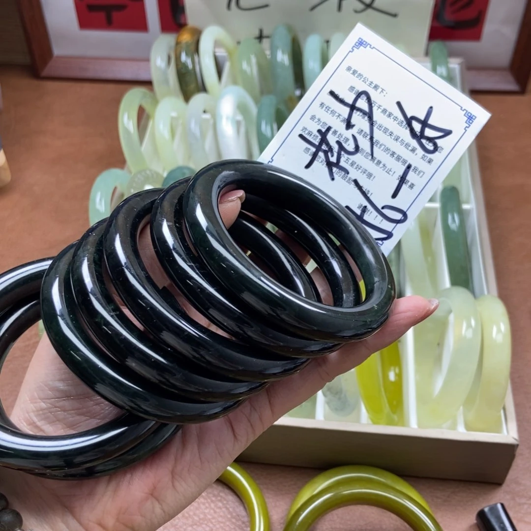岫玉手镯手镯未镶嵌多样性，发一个