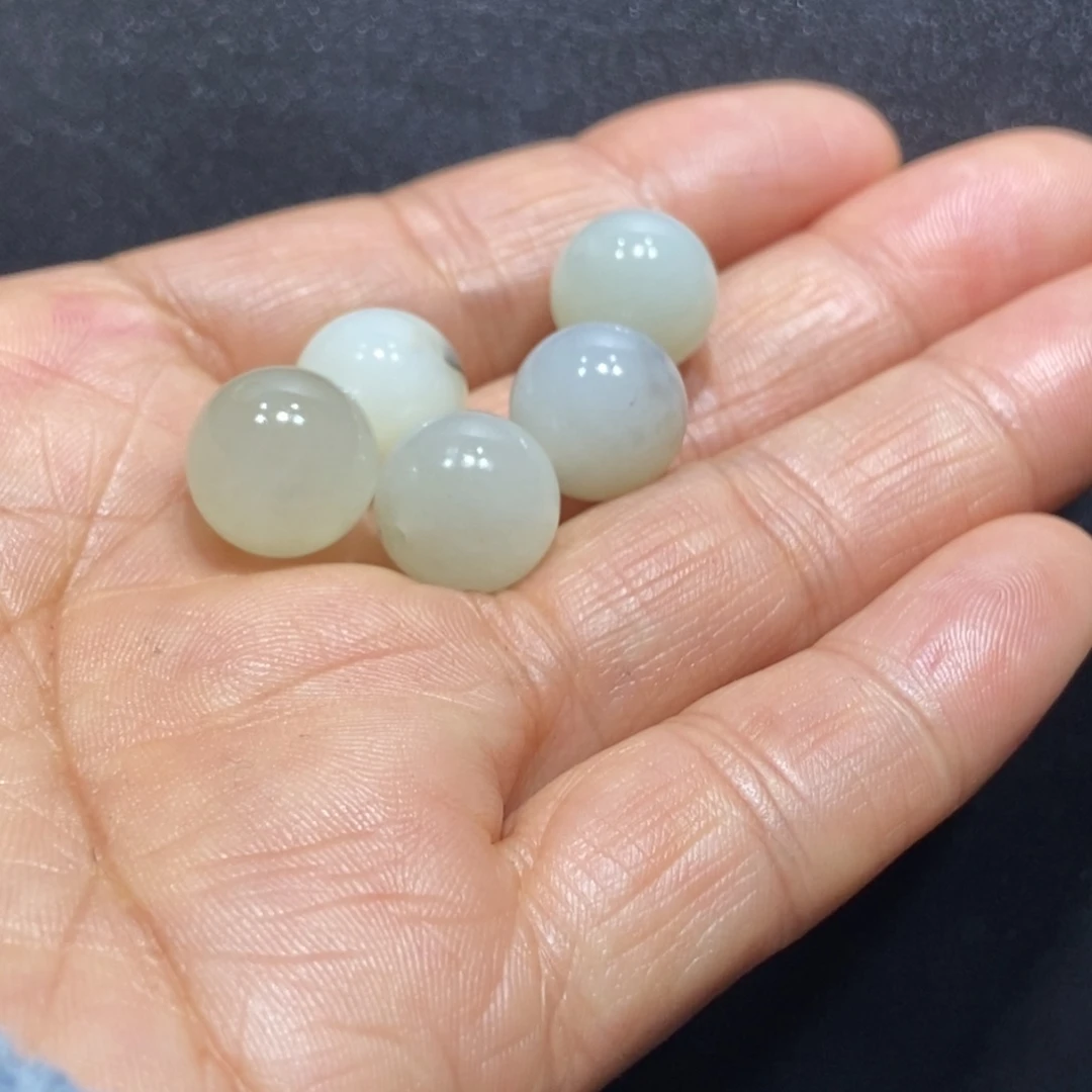 颈饰未镶嵌和田玉沐*尘