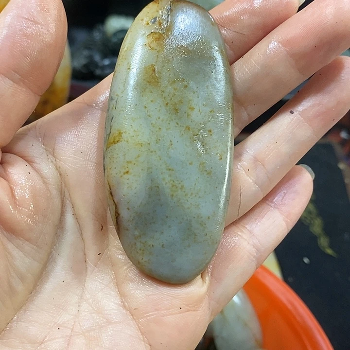 未镶嵌和田玉（糖玉）挂件