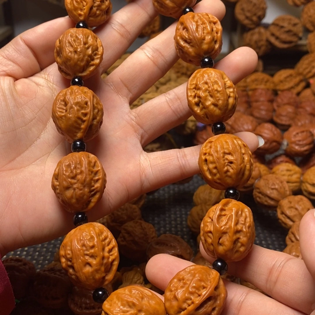 转***身文玩核桃手串官帽八棱手持