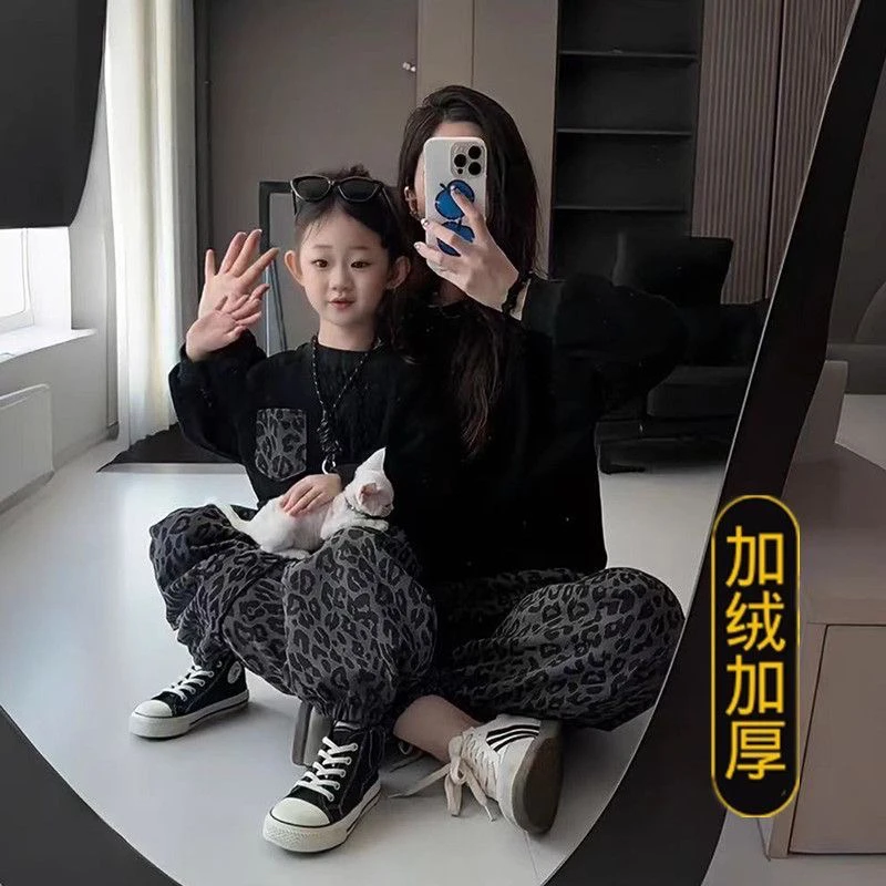 亲子装秋冬加绒卫衣套装一家三口豹纹男女同款套装宽松韩版两件套