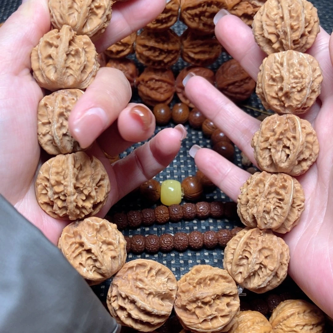 文玩核桃手串满天星粗筋八棱手持