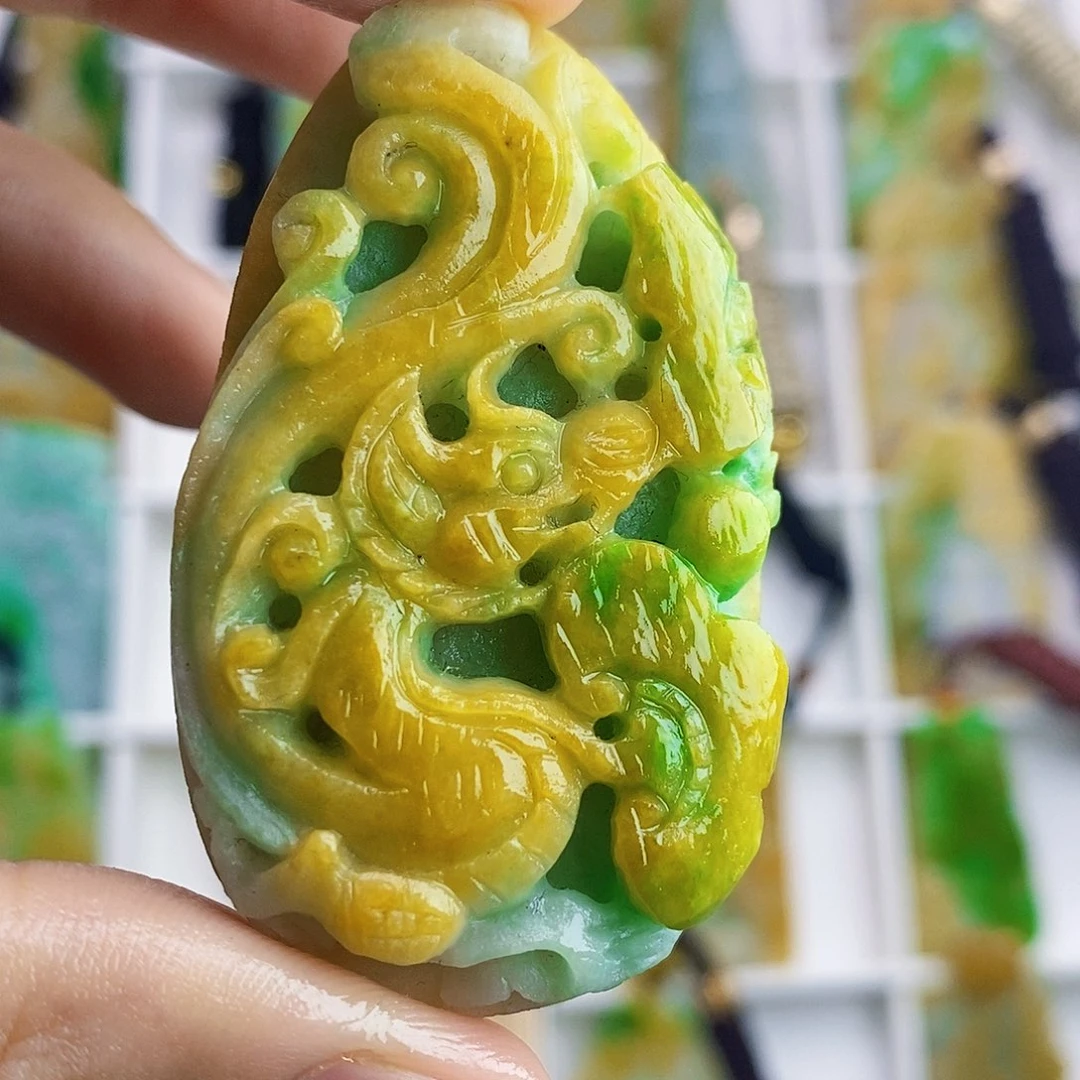 定制翡翠未镶嵌翡翠