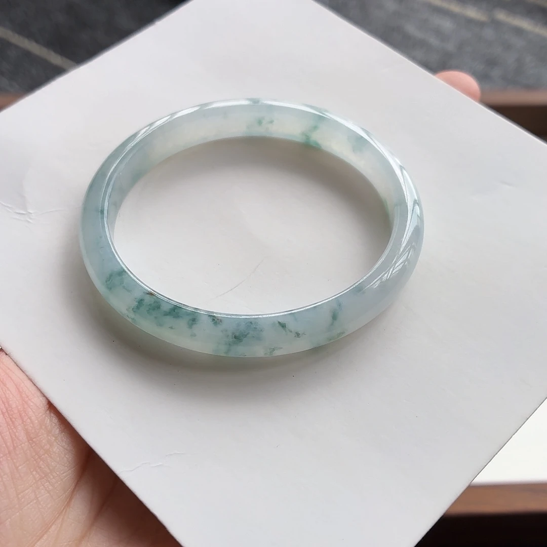 翡翠手镯未镶嵌贵妃52.6