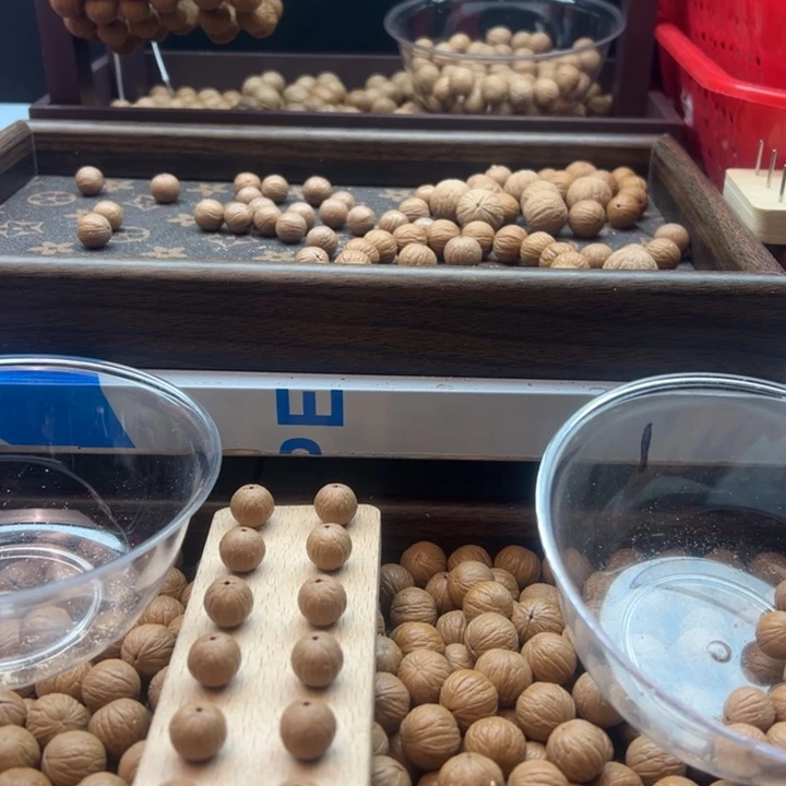 玫***开猴头核桃把件27颗散籽