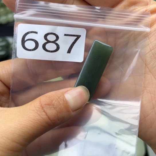 未镶嵌和田玉珠宝半成品