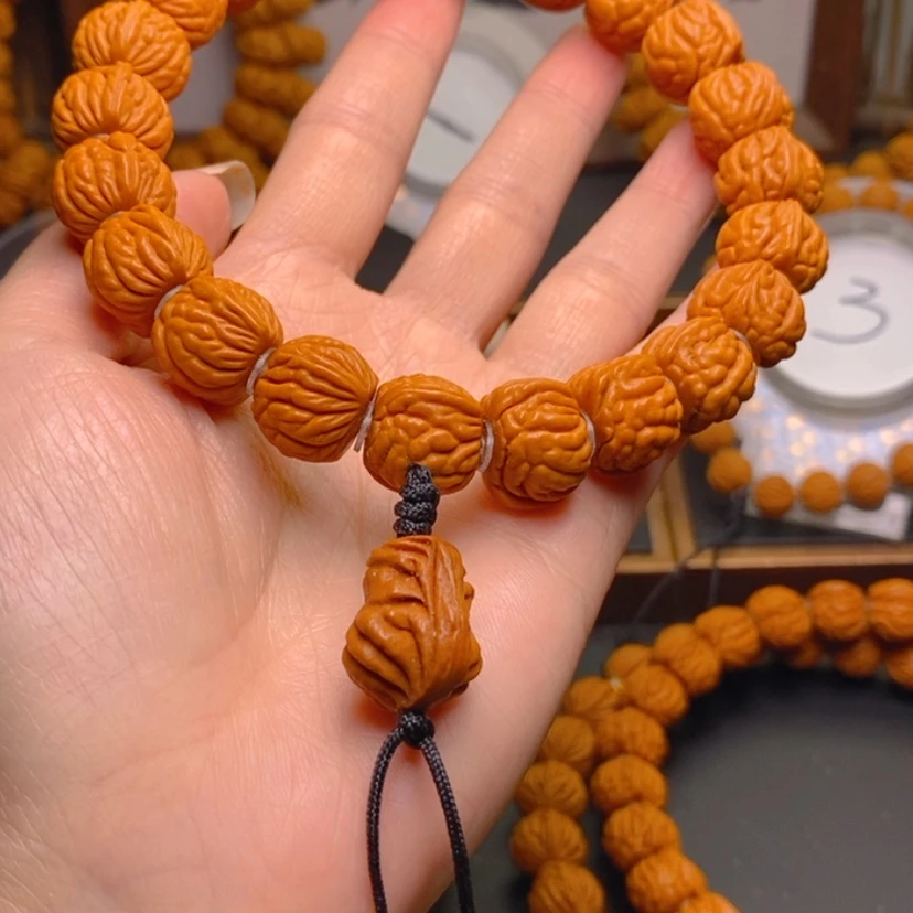 【闪购商品】桃核手串long wen tao he
