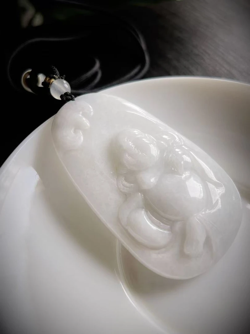 天然翡翠 布袋佛吊坠 白色大气精雕百搭气质精美巧雕平安无事挂坠