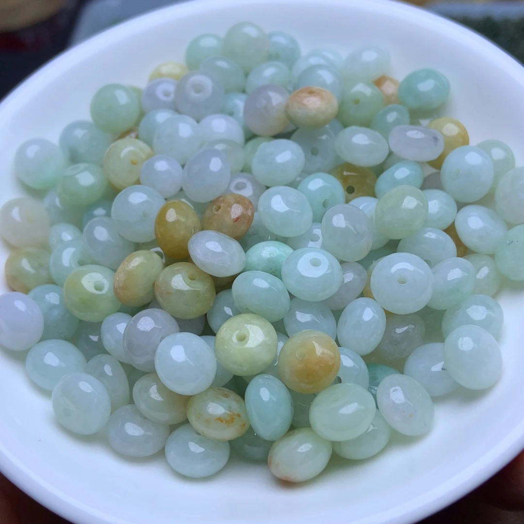 未镶嵌手链翡翠卡5.6乘8.8冰晴鼓珠30个