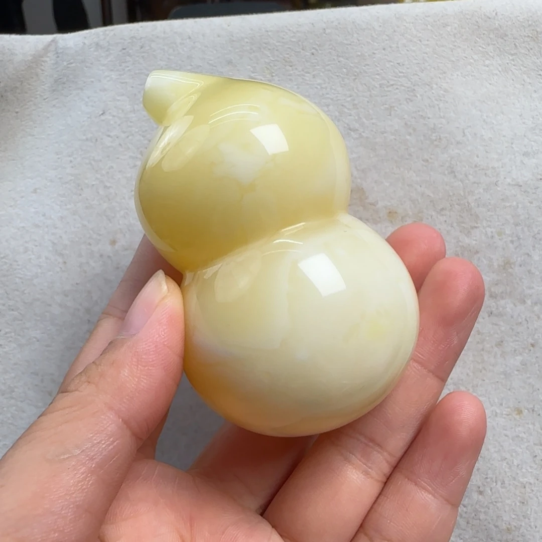 蜜蜡未镶嵌珠宝奇石