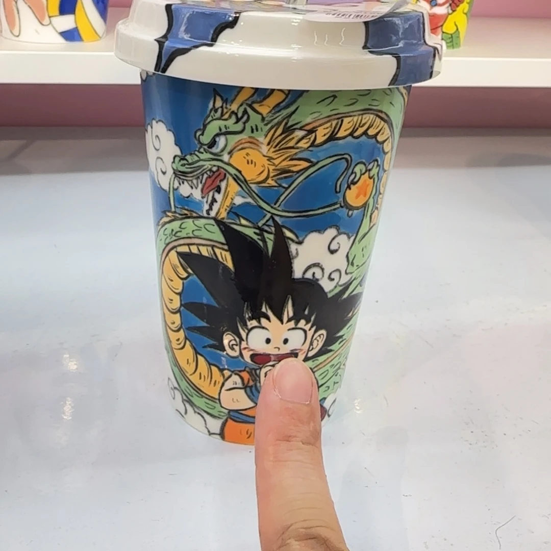 都是釉下彩手绘陶瓷