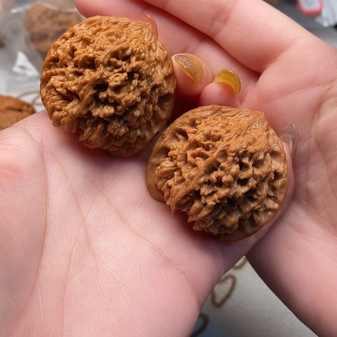 晨***岗把件桃核42尺全品无修满天星