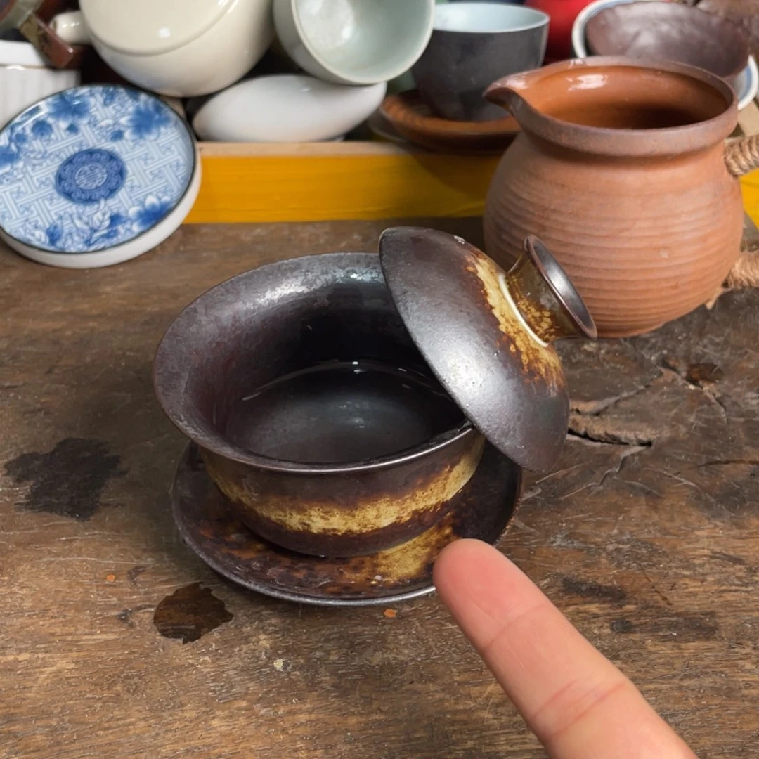 瓷片侧卧时也不动或躺倒的状态可缓解头痛症状可