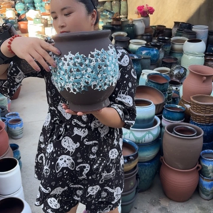 口19高24瑕疵一个盆子。