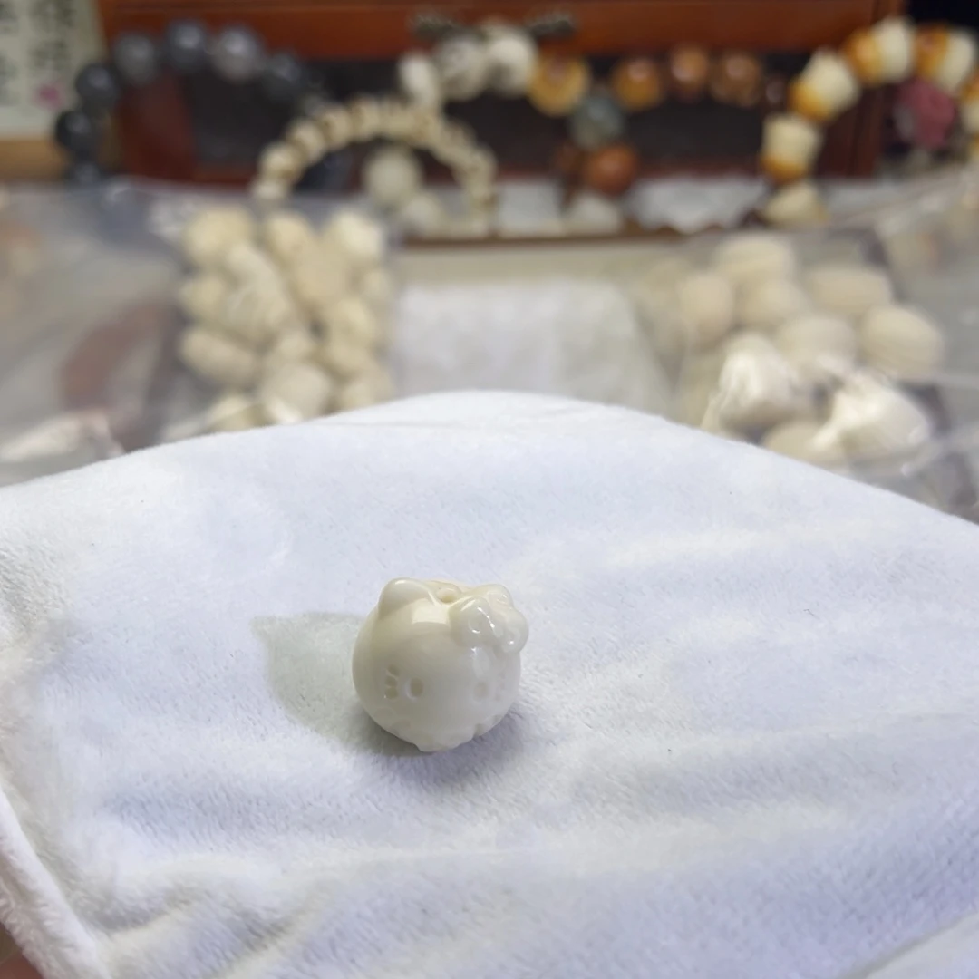 呆***.菩提根/象牙果吊坠861