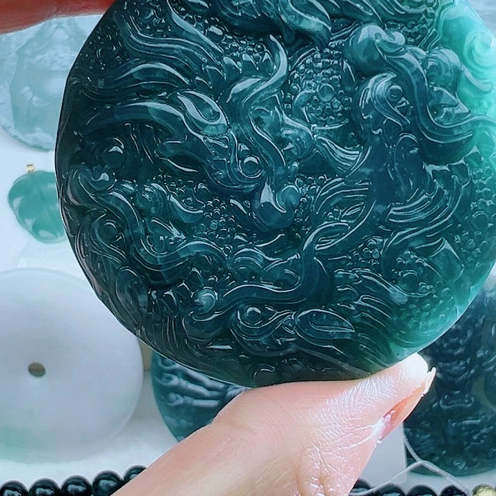 翡翠吊坠(不含链)未镶嵌