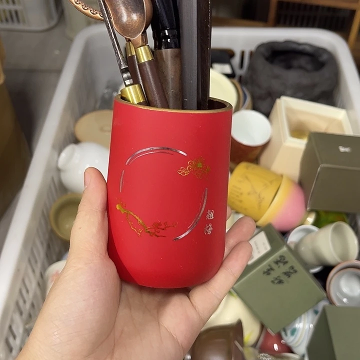 青花洒金手绘青花鱼