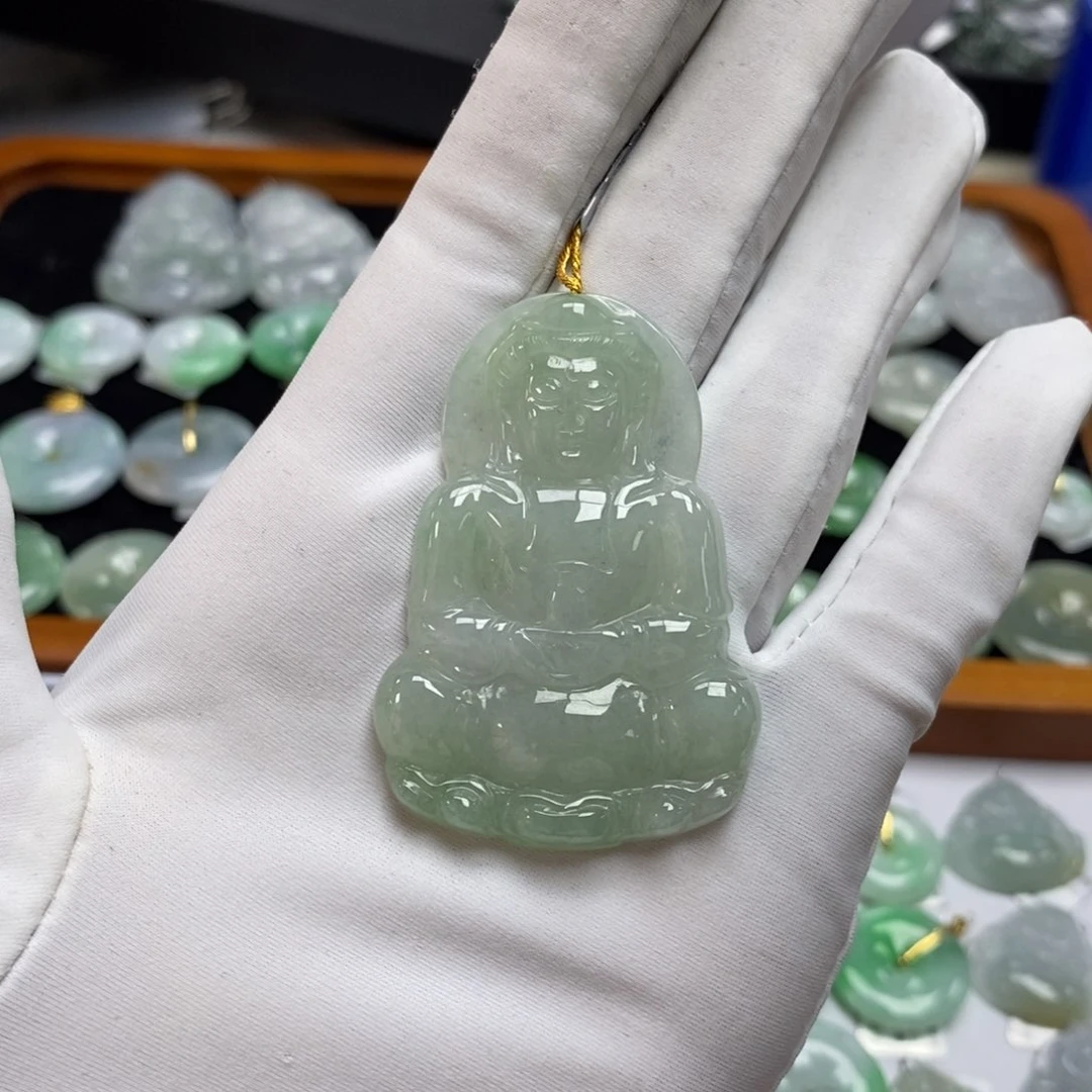 翡翠颈饰未镶嵌观音