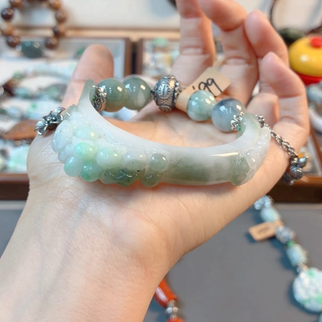 未镶嵌手链翡翠文**七手串