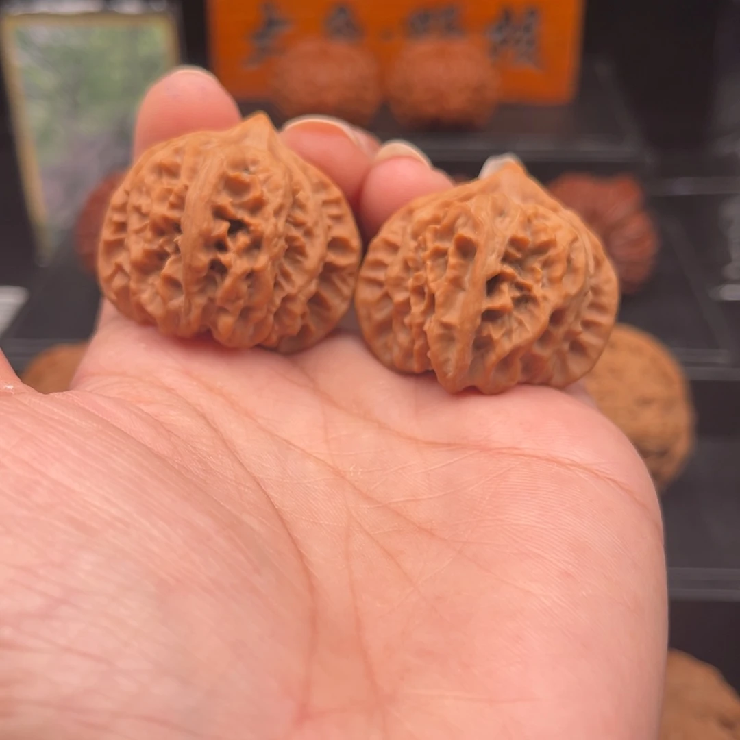 【闪购商品】文玩核桃吊坠大龙36