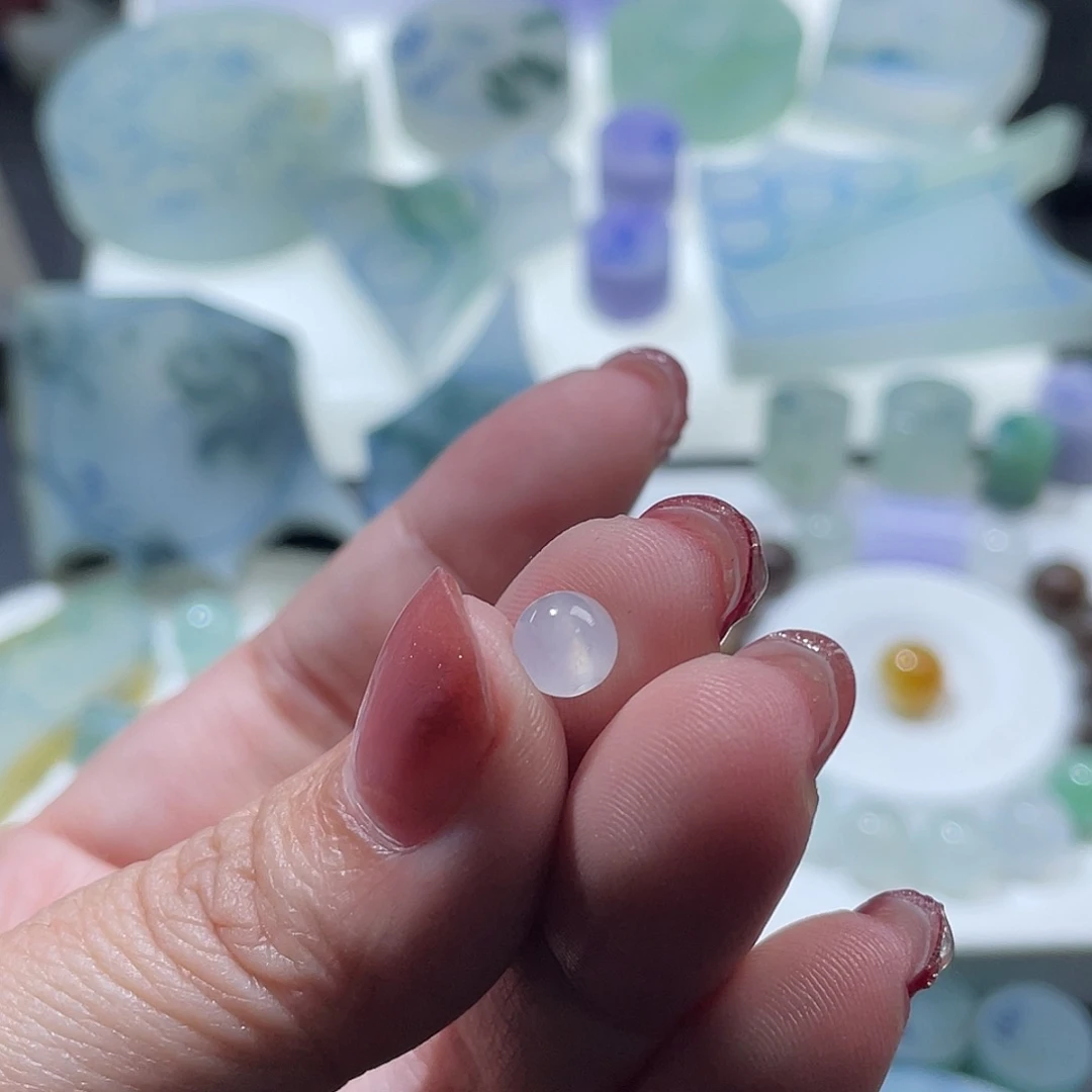 M***文定制翡翠未镶嵌珠子